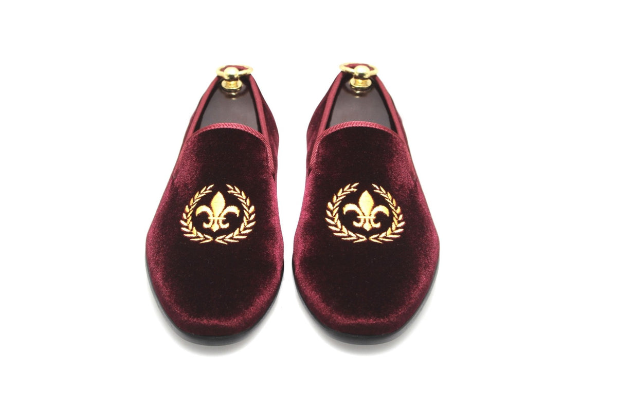 Smythe & Digby Men's Albert Slippers Fleur de Lis Embroidered Burgundy Velvet Loafers