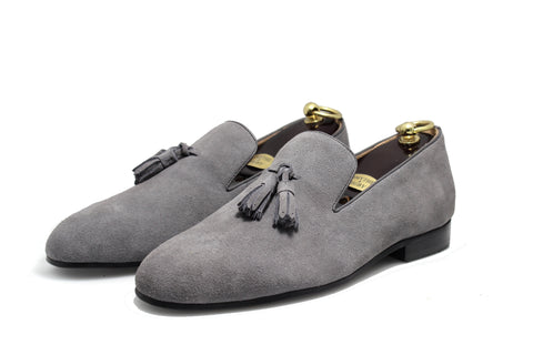 Smythe & Digby Men's Gray Suede Tassel Loafers